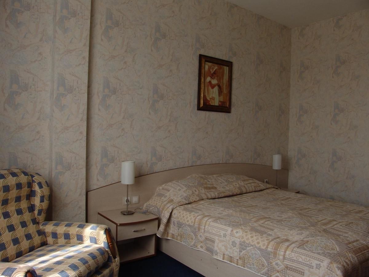 Отель Hotel Zheleznik Стара-Загора