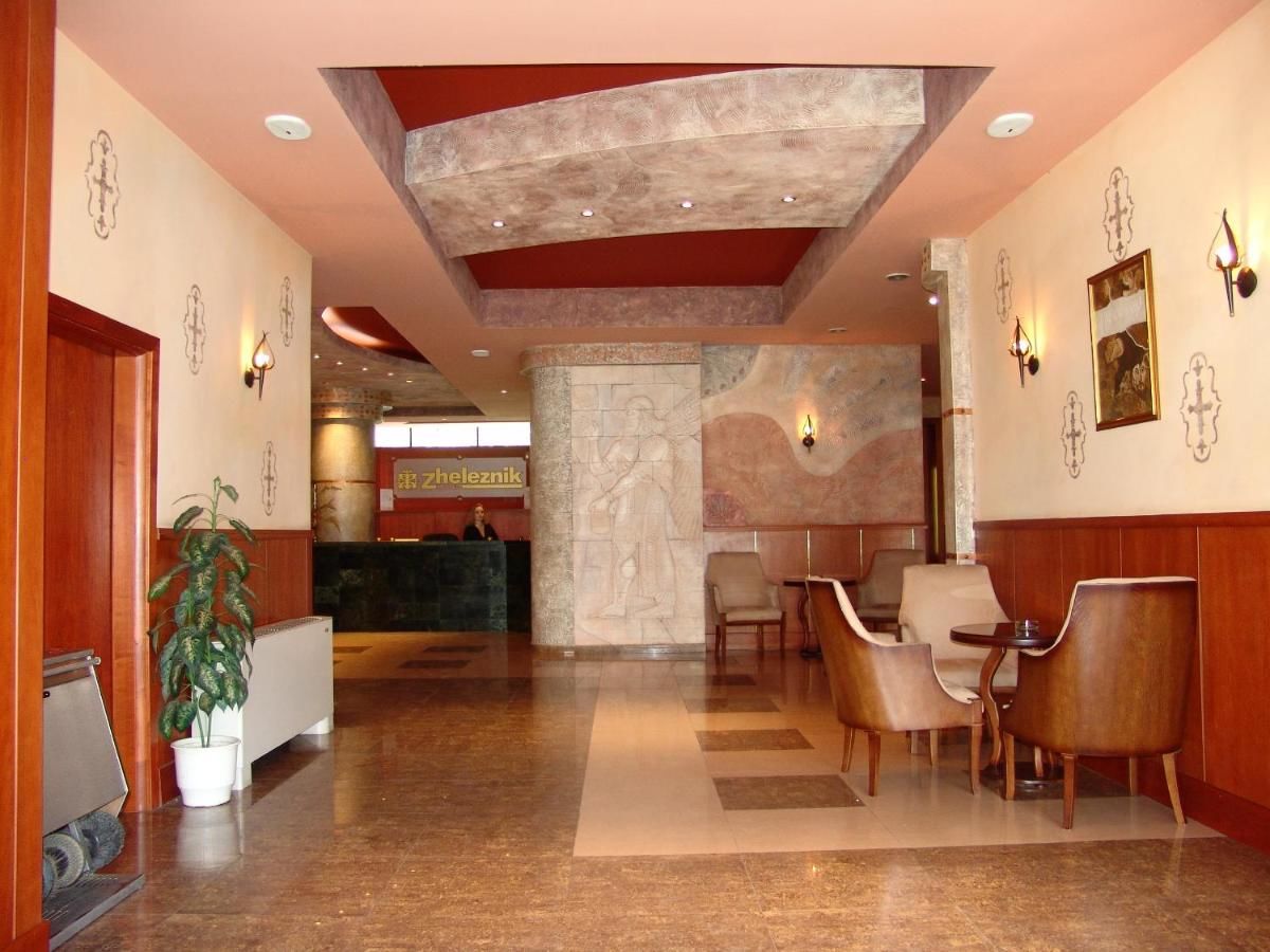 Отель Hotel Zheleznik Стара-Загора-44